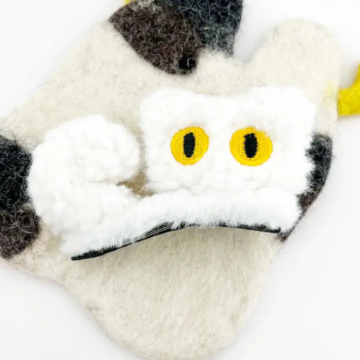 Plush White Cat Alligator Clip close-up showing fluffy white and grey texture with yellow embroidered eyes